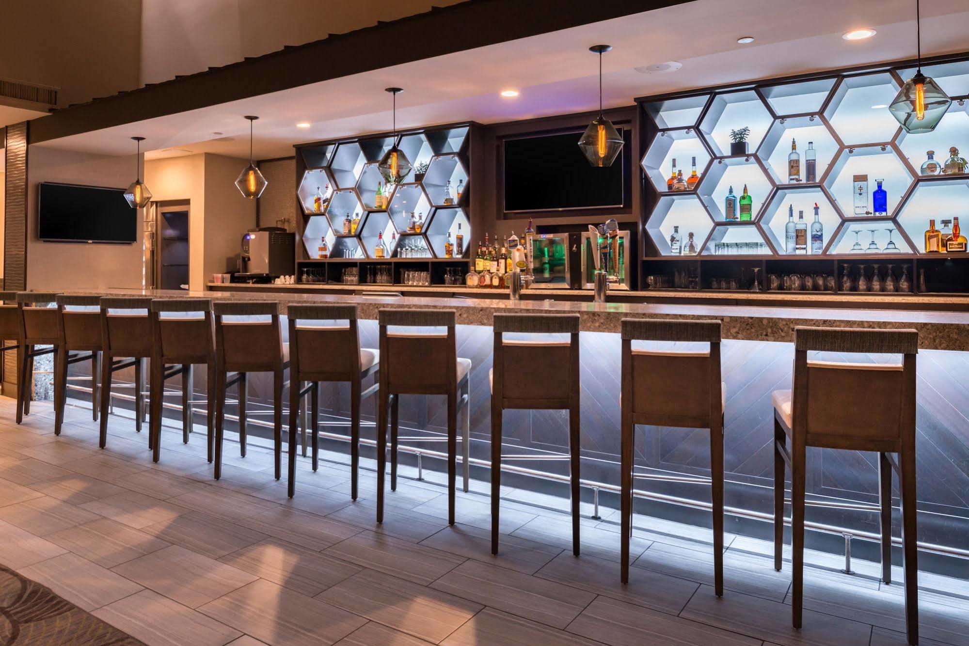 Jake'S 58 Casino Hotel - Adults Only Исландия Экстерьер фото